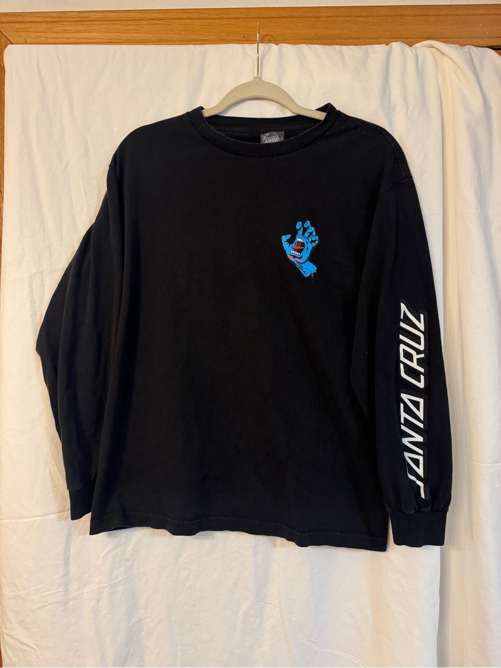 Santa Cruz  Screaming Hand Shirt Sz M Black Skateboards Long Sleeve Authentic